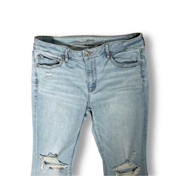 American Eagle Low Rise Flare Jeans Sz 12 Light Wash Casual Blue Boho Hippie - Picture 3 of 13